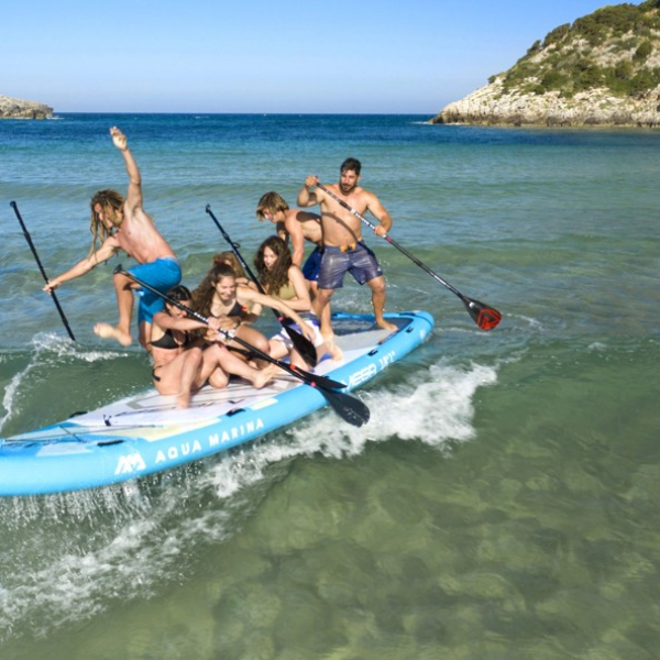Aqua Marina Mega 551 × 152 × 20 см — багатомісна SUP дошка